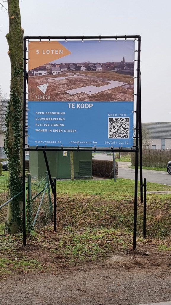 Vrijstaand spandoekframe 20230222_114332.jpg